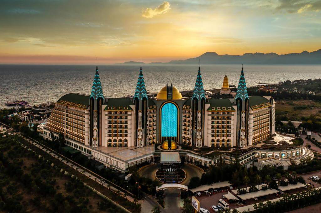 Delphin Imperial Hotel