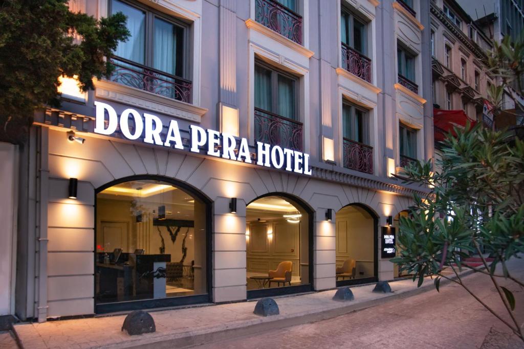 Dora Pera Hotel