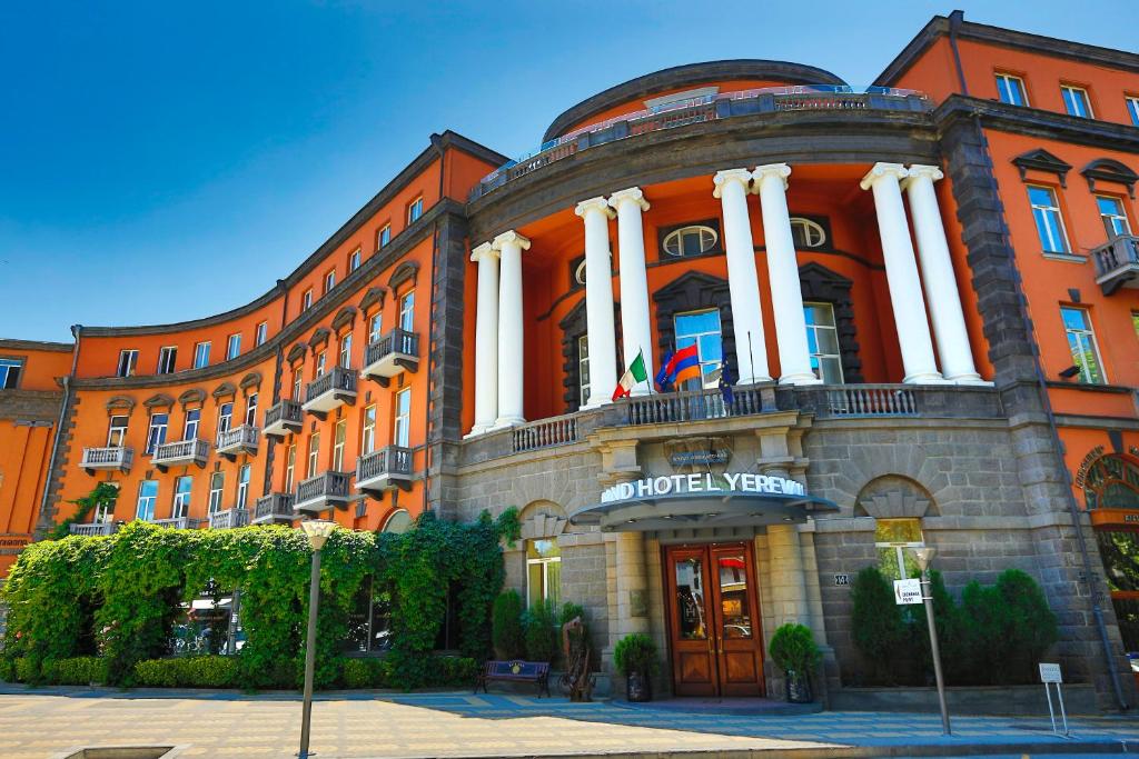 Grand Hotel Yerevan