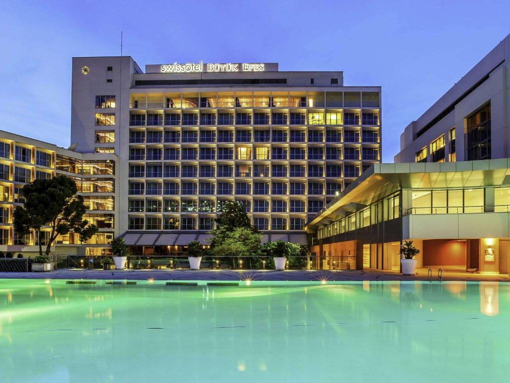 Swissotel Buyuk Efes Izmir